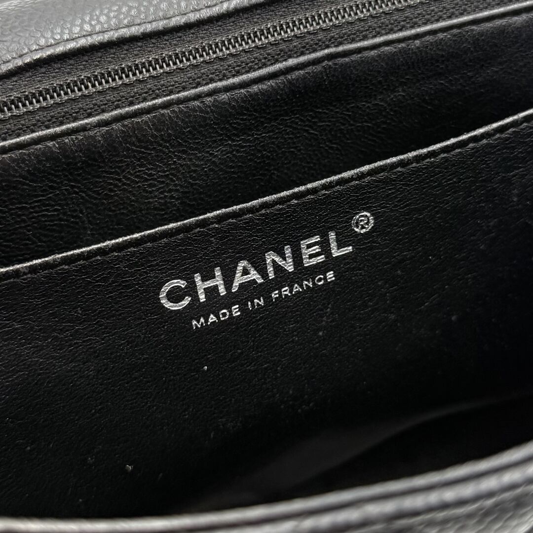 Chanel Classic Jumbo Caviar Flap Black Shoulder Bag