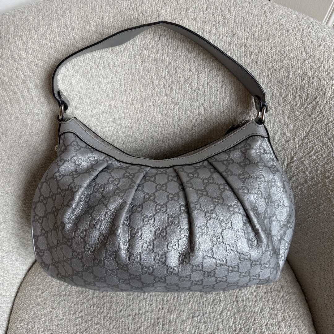 Gucci Sukey Metallic Silver Leather Shoulder Bag
