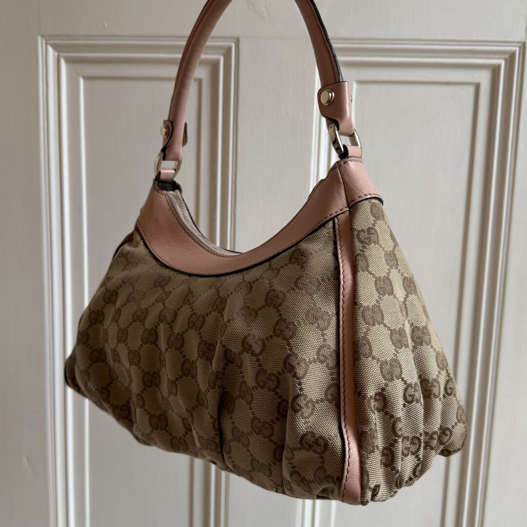 Gucci GG Canvas Abbey Pink Shoulder Bag
