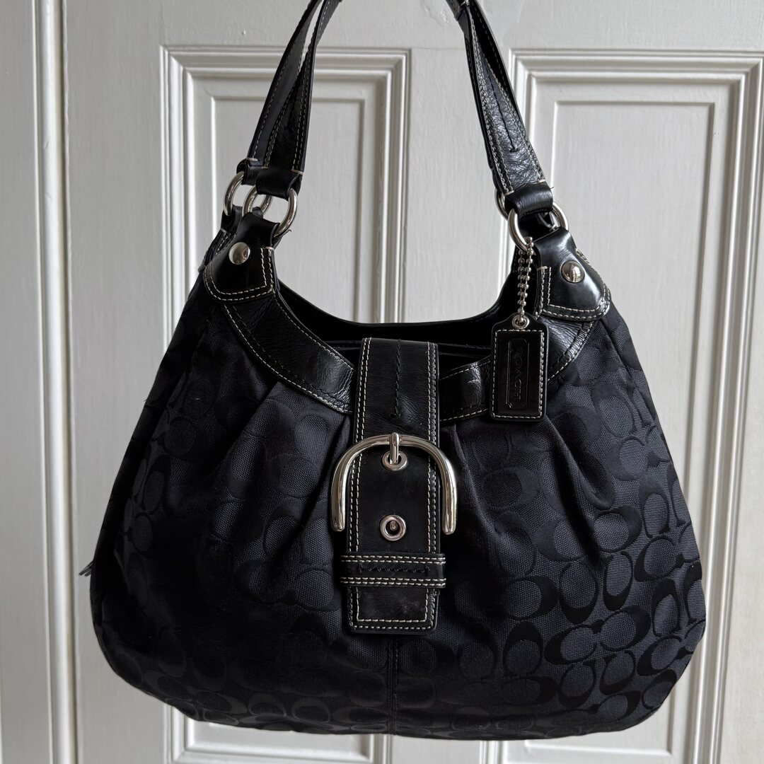 Coach Signature Hobo Black Shoulder Bag