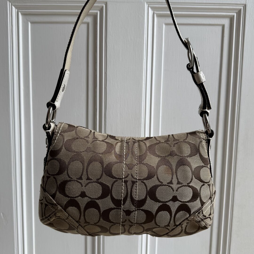 Coach Signature Soho White Shoulder Bag