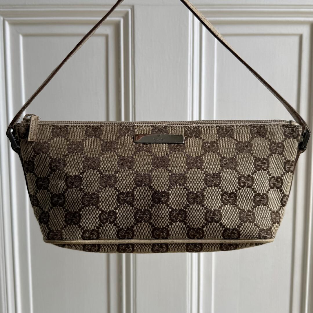 Gucci GG Monogram Beige Boat Pochette Handbag