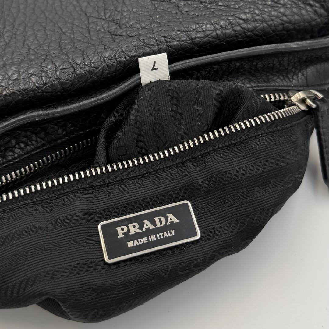 2004 Vitello Daino Black Leather Shoulder Bag