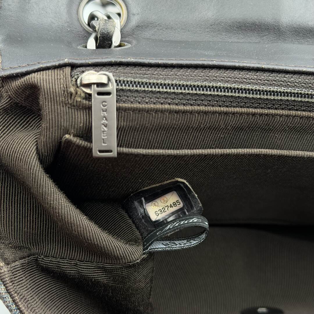 2000 Chanel Blue Denim Chocolate Bar Flap Shoulder Bag