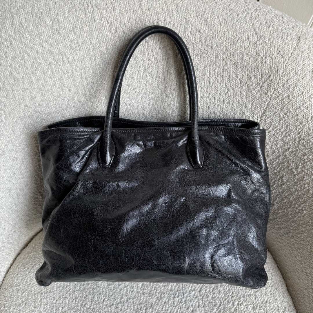 Miu Miu Vitello Shine Black Leather Shoulder Bag