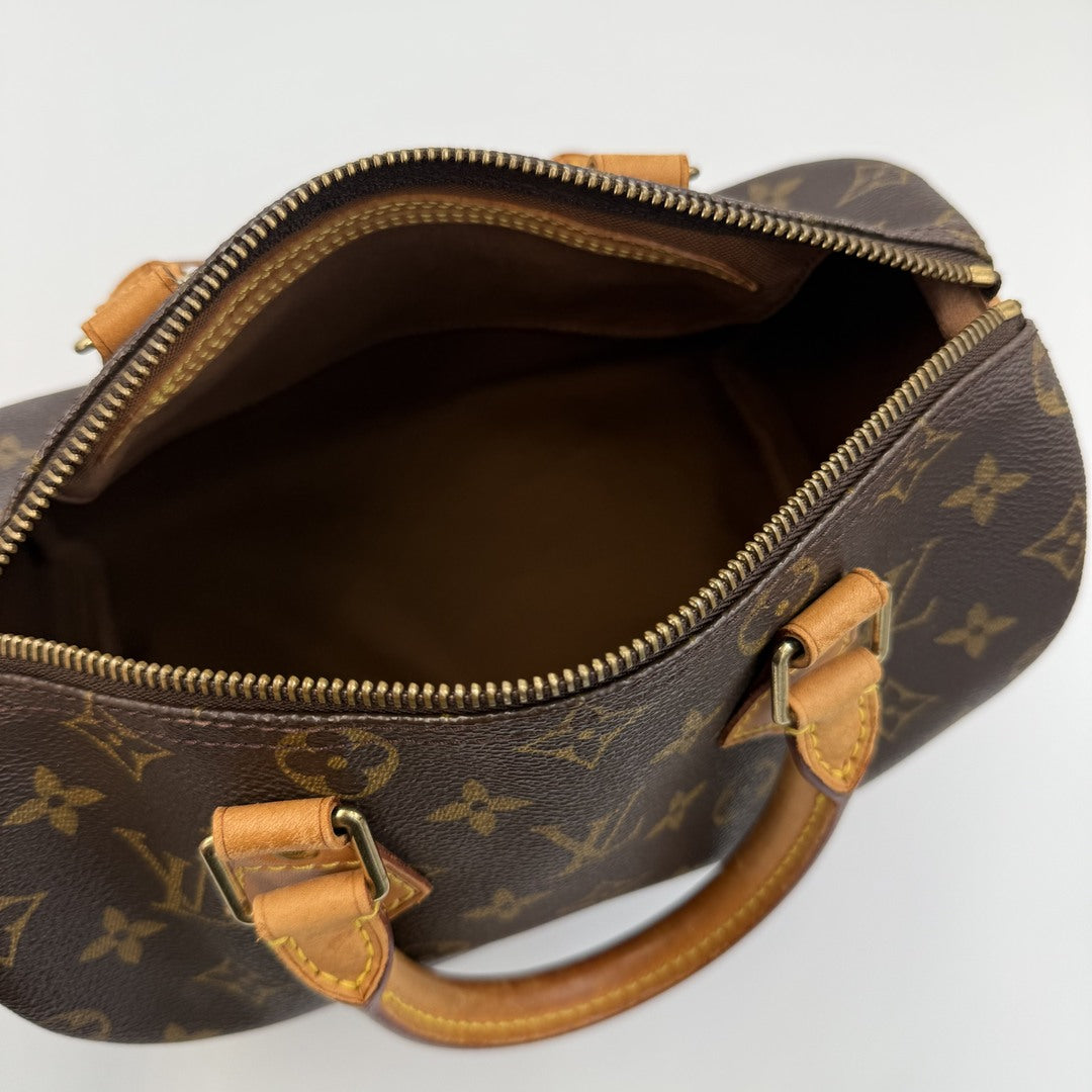 2000 Louis Vuitton Monogram Speedy 25 Handbag