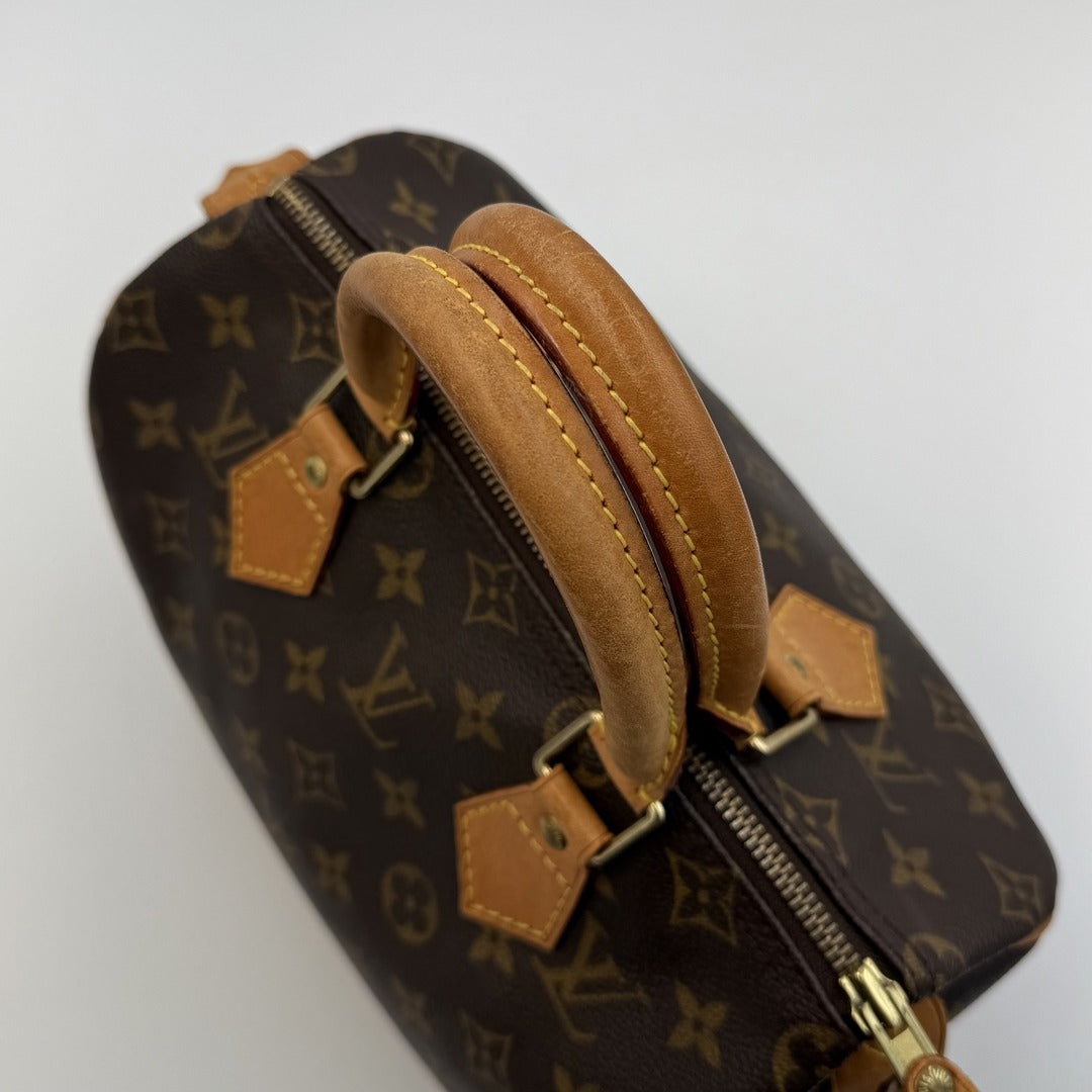 2000 Louis Vuitton Monogram Speedy 25 Handbag