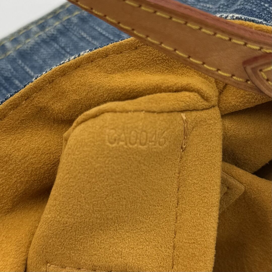 2006 Louis Vuitton Blue Denim Pleaty Shoulder Bag