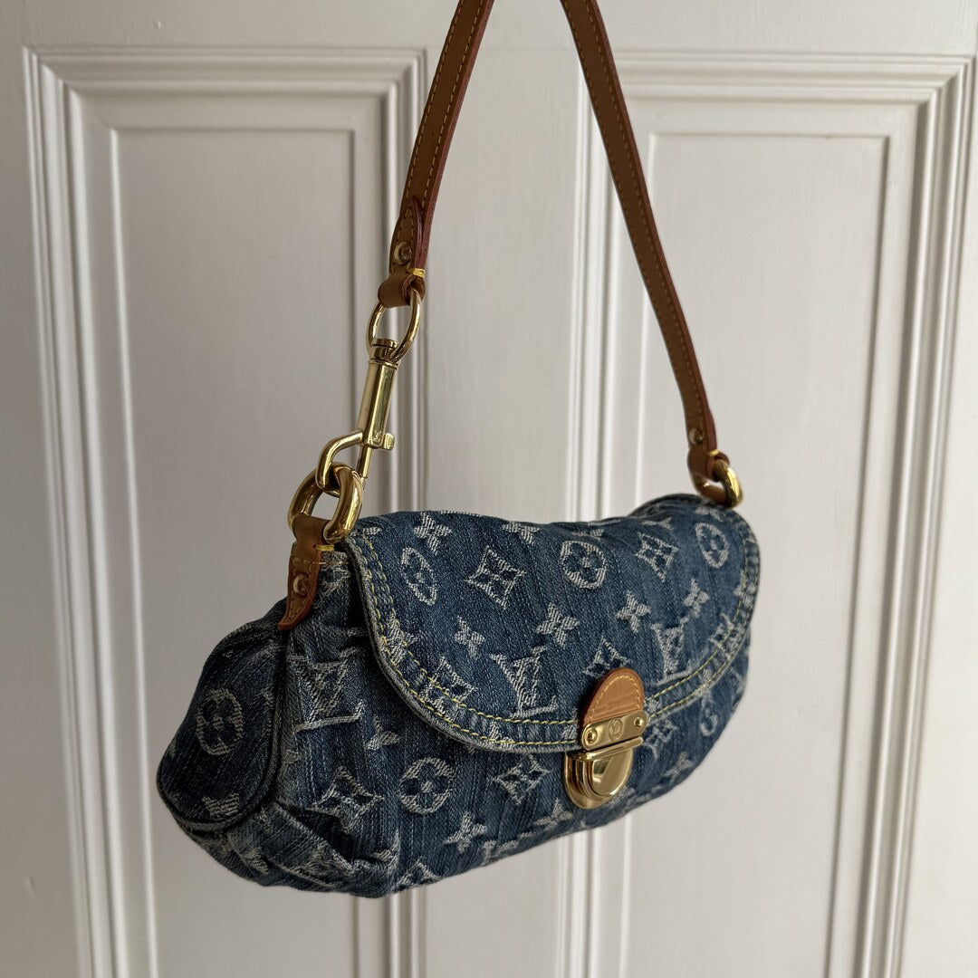 2006 Louis Vuitton Blue Denim Pleaty Shoulder Bag