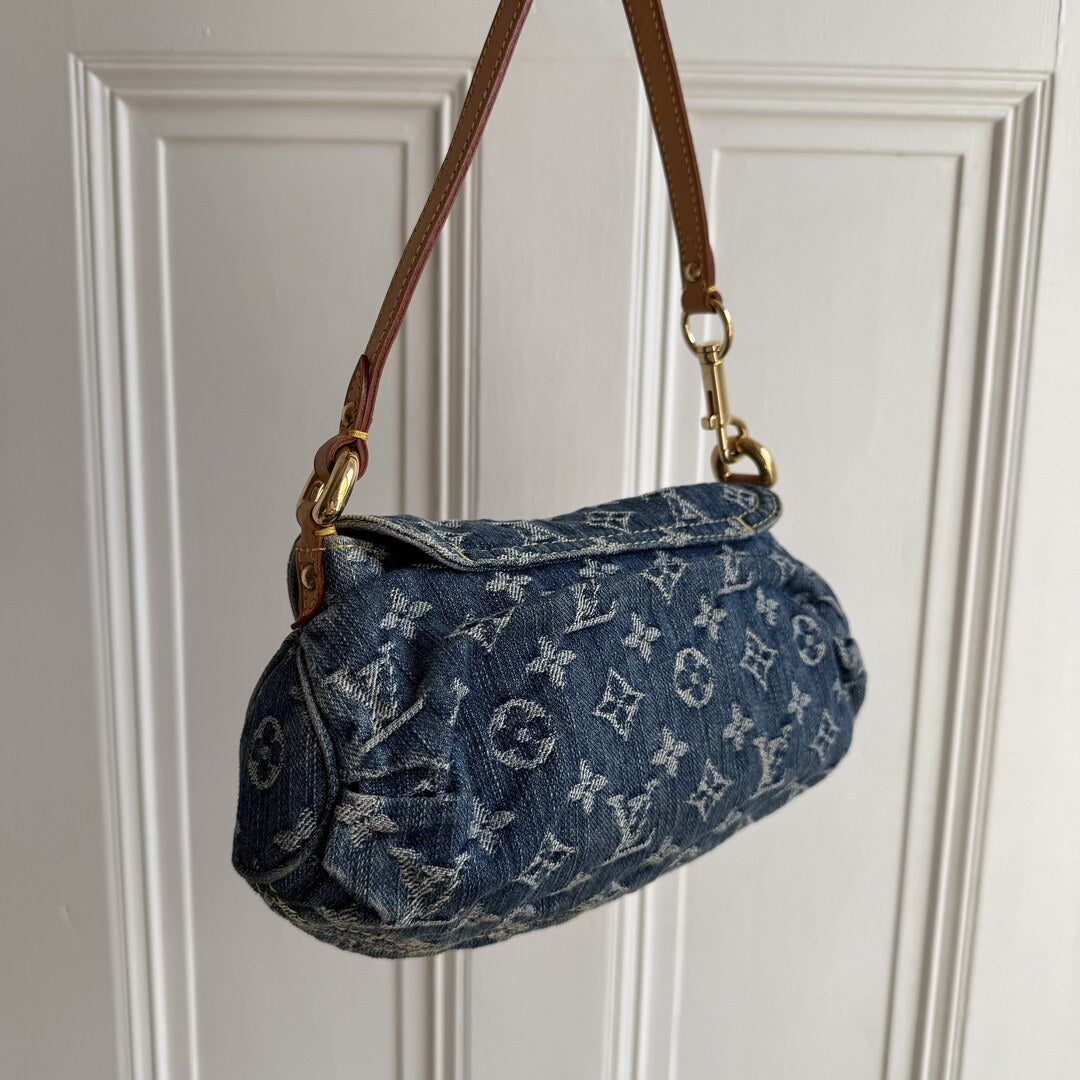 2006 Louis Vuitton Blue Denim Pleaty Shoulder Bag