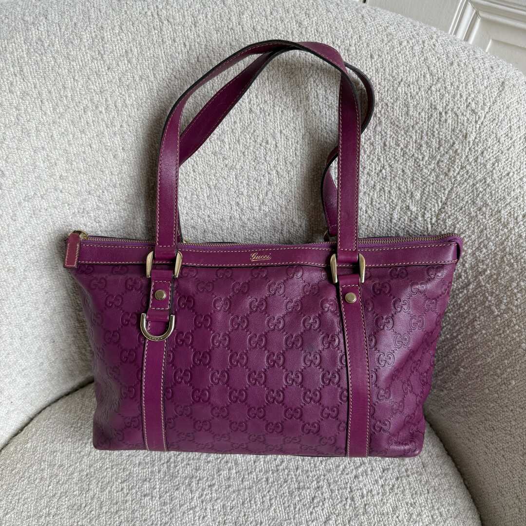 Rare Gucci Guccissima Abbey Purple Leather Shoulder Bag