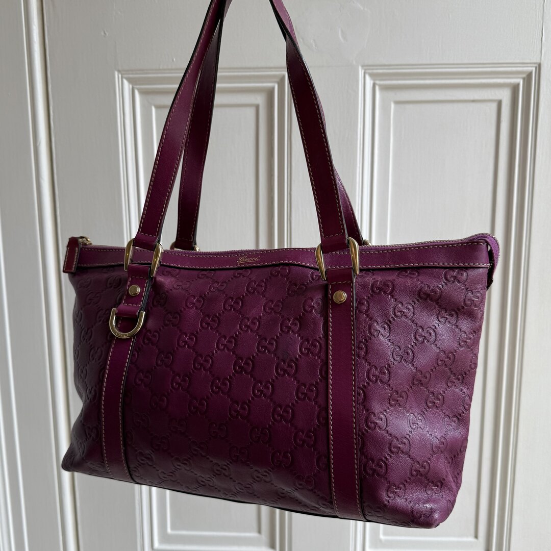 Rare Gucci Guccissima Abbey Purple Leather Shoulder Bag
