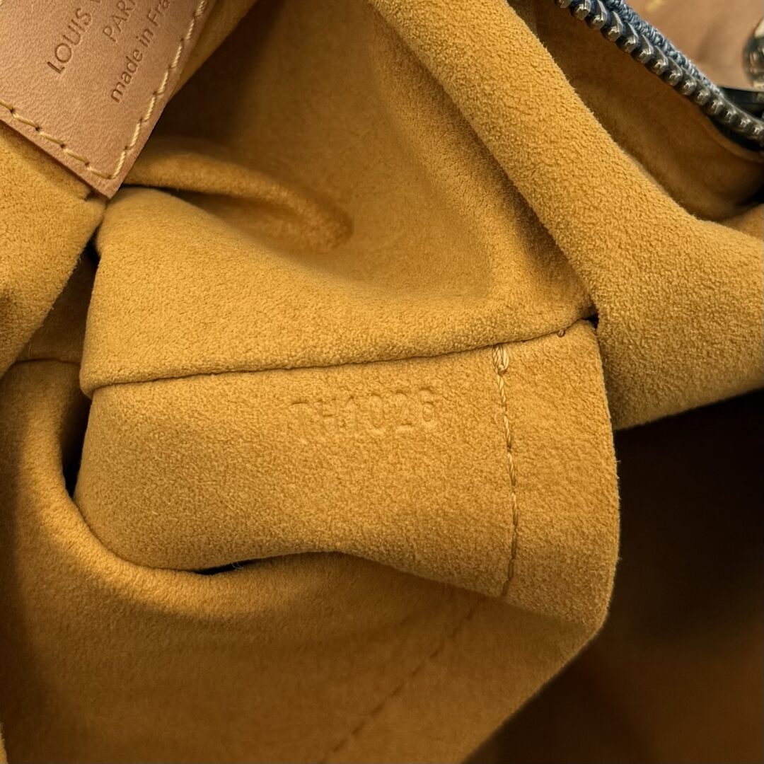 2006 Louis Vuitton Blue Denim Baggy PM Shoulder Bag