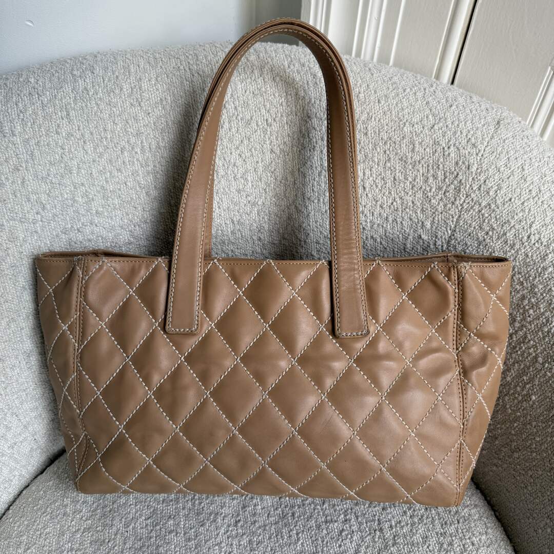 2004 Chanel CC Surpique Wild Stitch Caramel Brown Leather Tote Bag