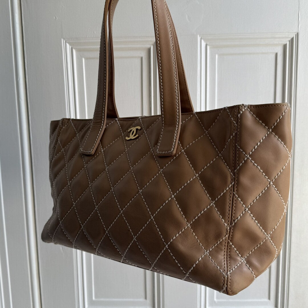 2004 Chanel CC Surpique Wild Stitch Caramel Brown Leather Tote Bag