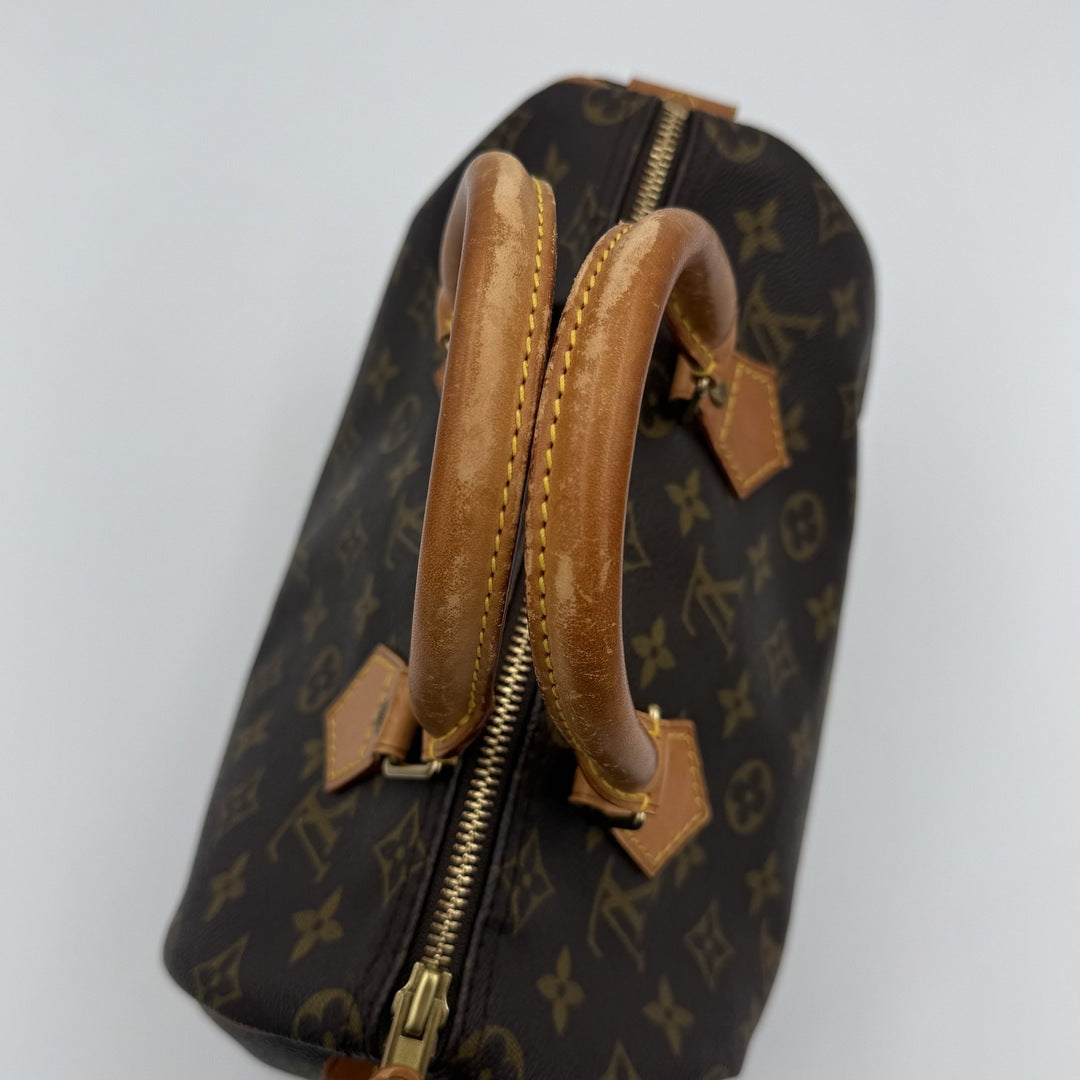 Louis Vuitton Monogram Speedy 25 Handbag
