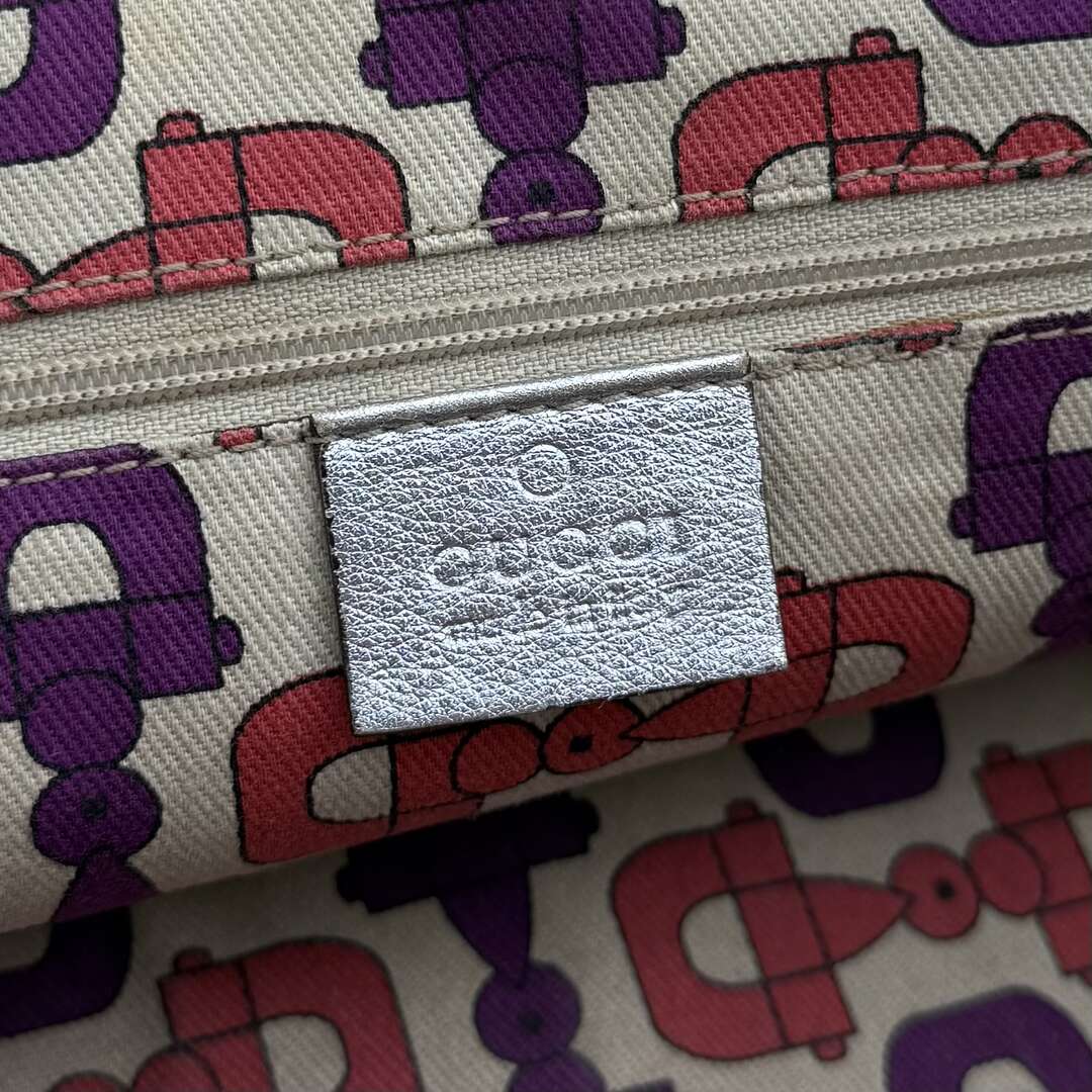 Gucci Guccissima Princy Metallic Silver Leather Shoulder Bag