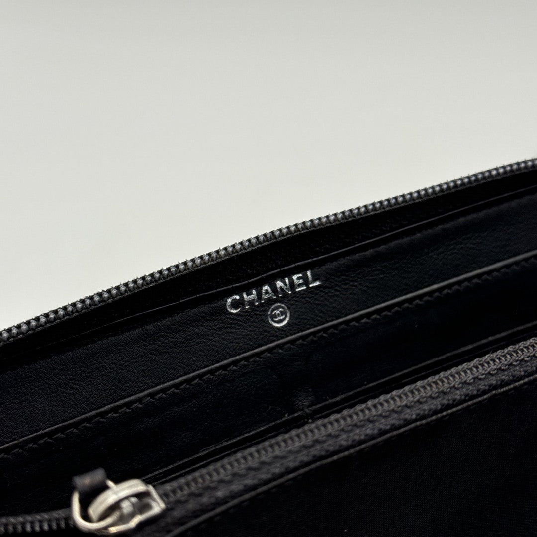 2010 Chanel CC Caviar Black Leather Wallet