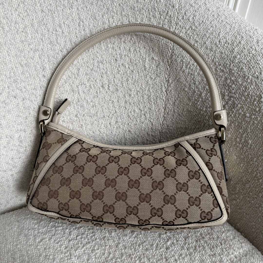 Gucci Mini Abbey D Ring White Shoulder Bag