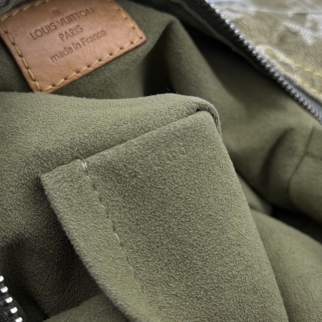 2006 Louis Vuitton Green Denim Baggy GM Shoulder Bag
