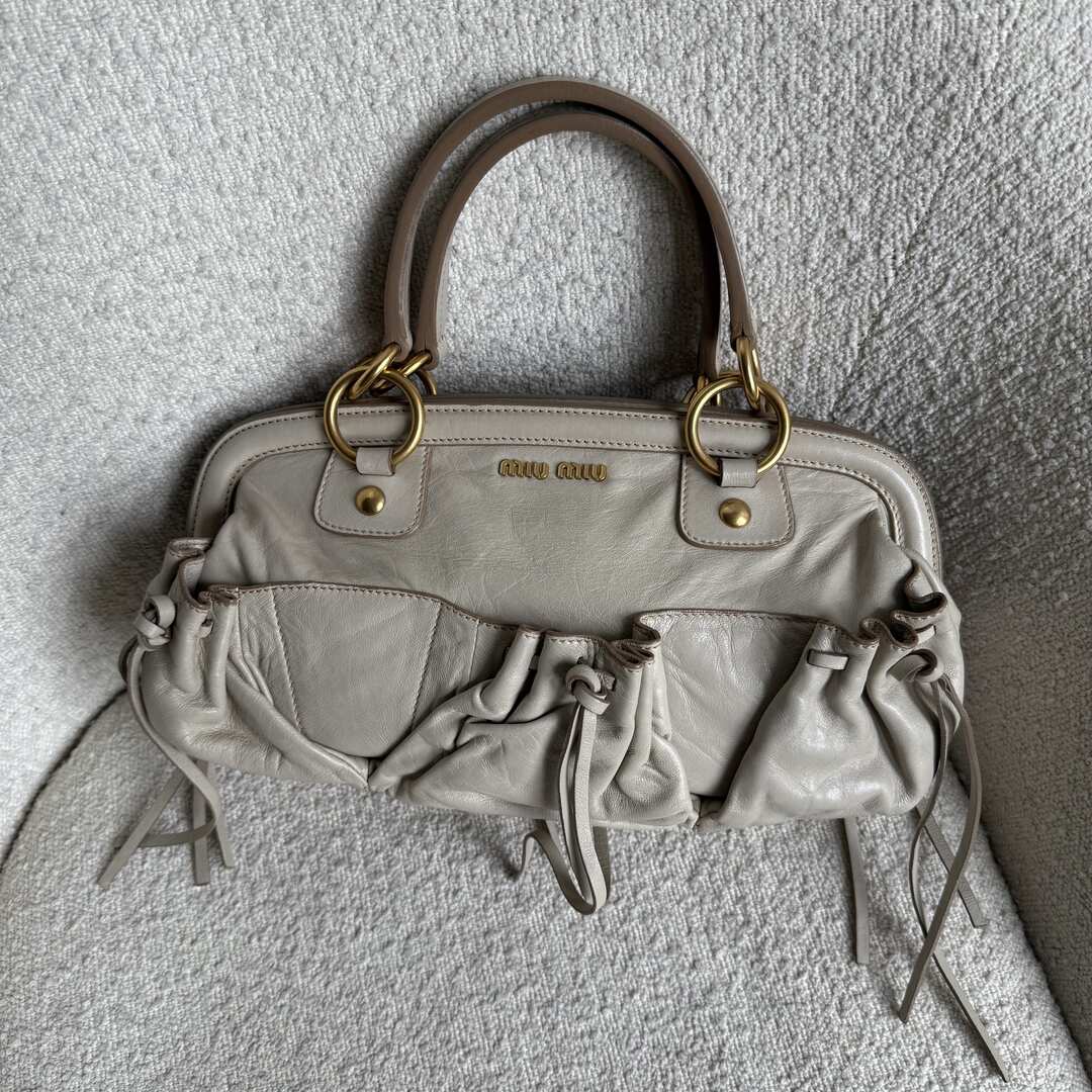Miu Miu Bow Leather Cream Shoulder Bag