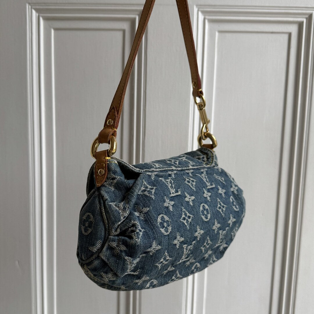 2005 Louis Vuitton Blue Denim Pleaty Shoulder Bag
