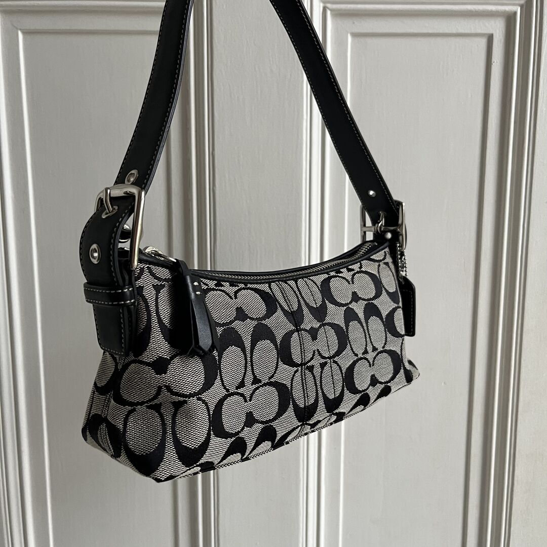 Coach Signature Baguette Black Shoulder Bag