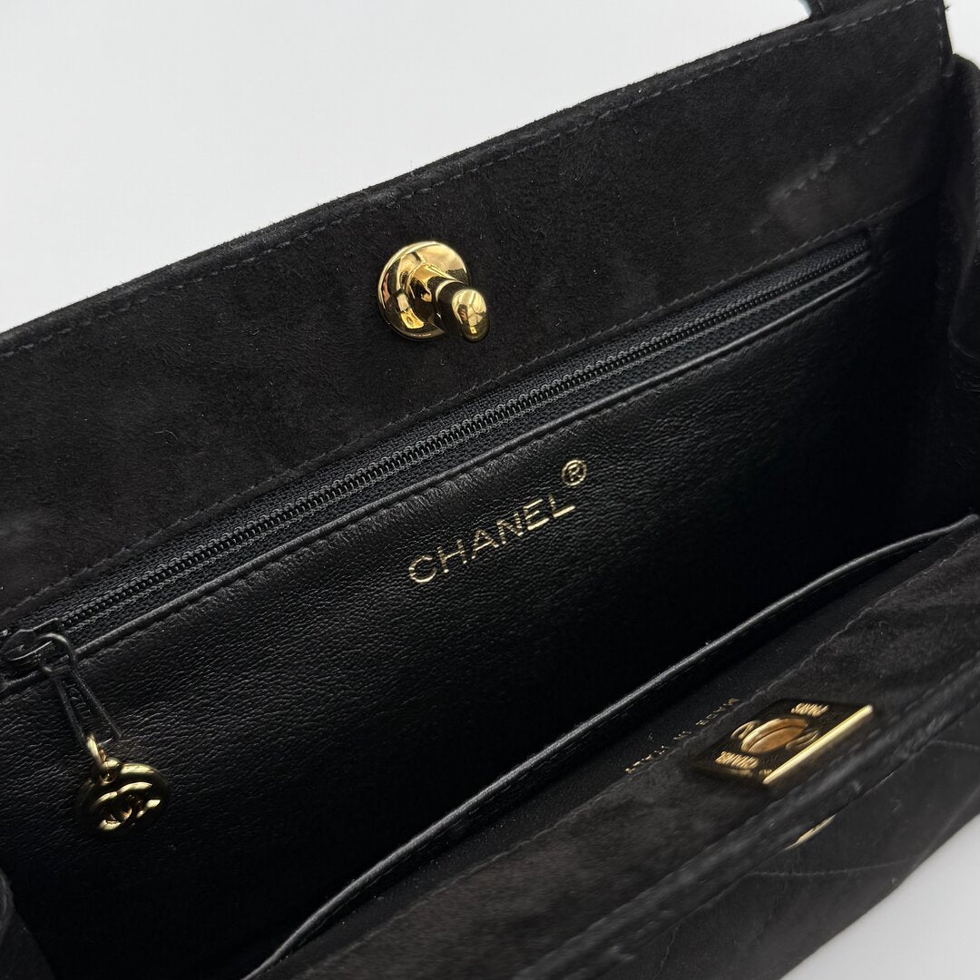 90s Chanel Turnlock CC 24K Gold Suede Black Shoulder Bag