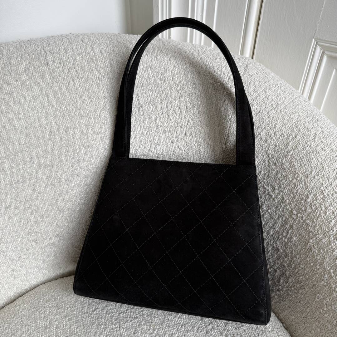 90s Chanel Turnlock CC 24K Gold Suede Black Shoulder Bag