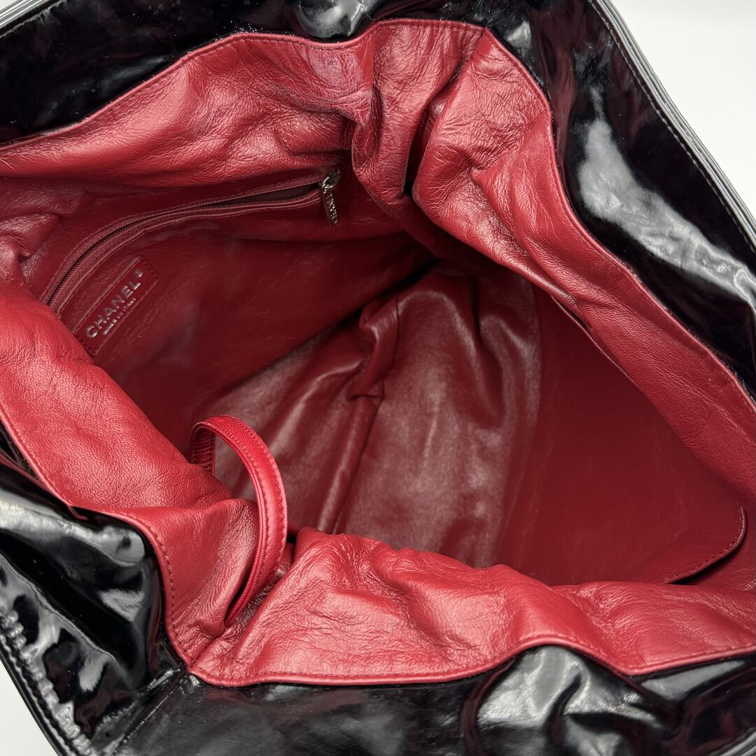 2009 Chanel CC Patent Leather Black Chain Tote Bag