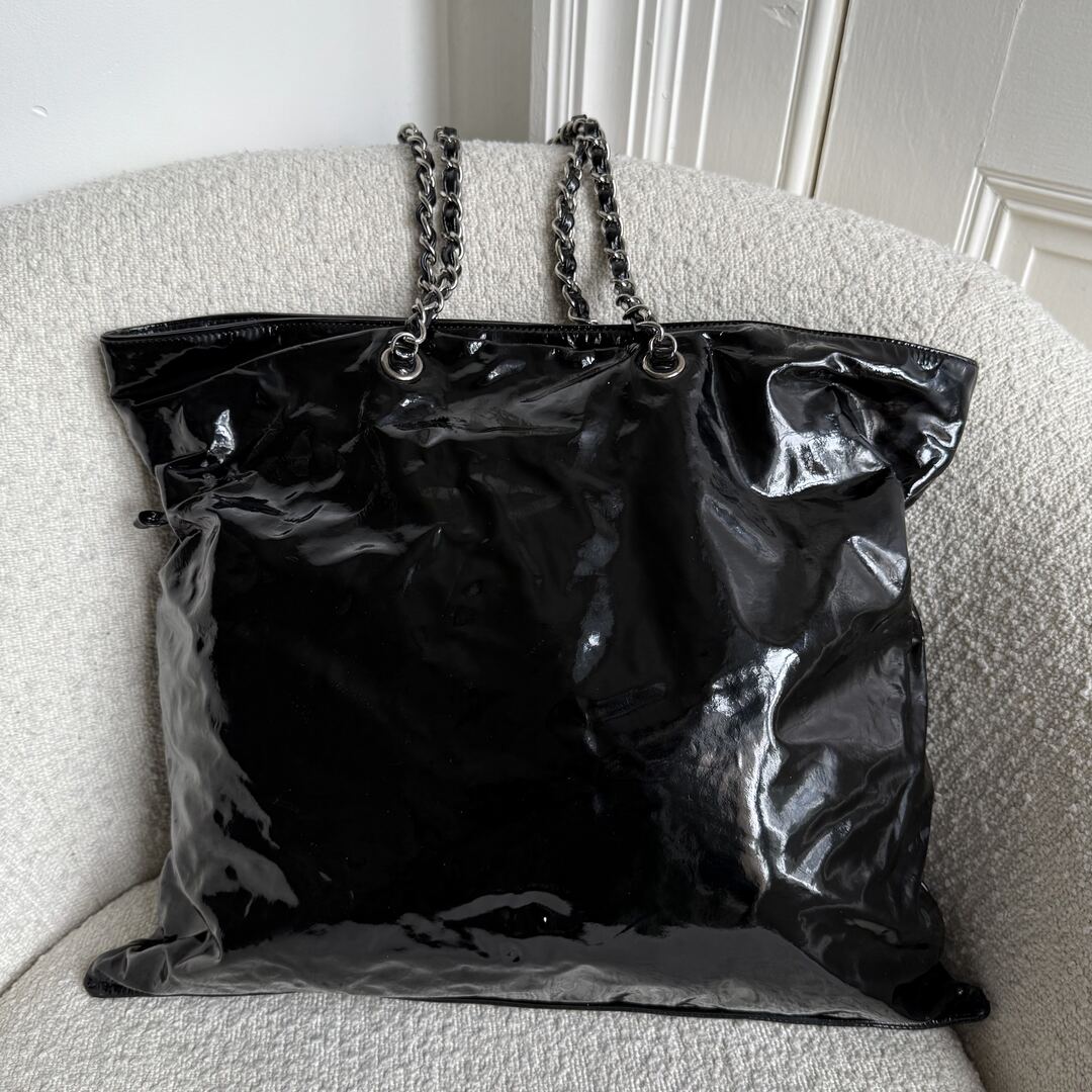 2009 Chanel CC Patent Leather Black Chain Tote Bag