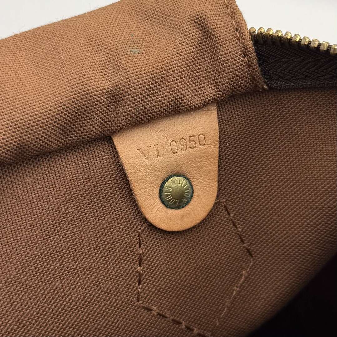 Louis Vuitton Monogram Speedy 30 Handbag