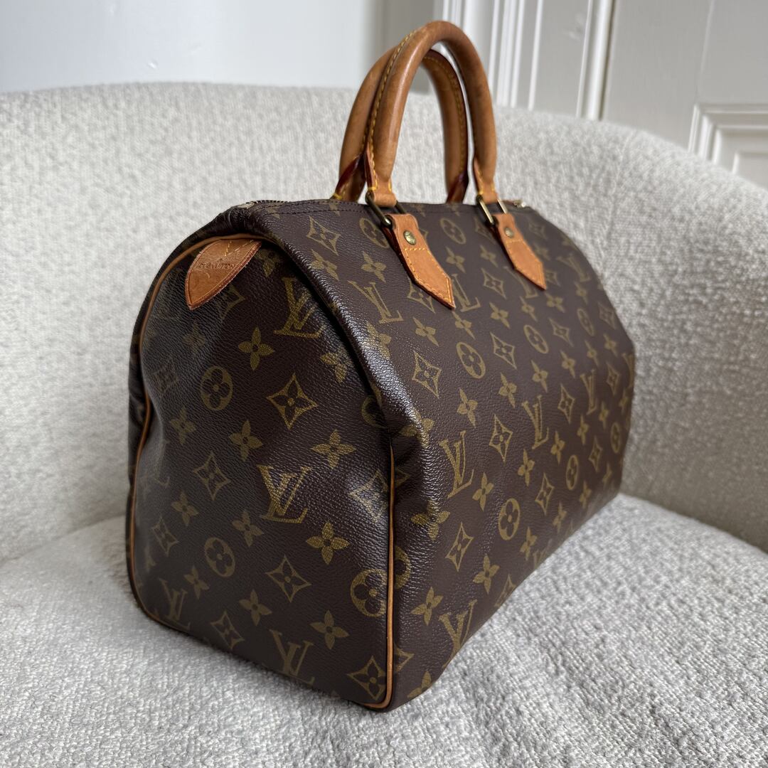 Louis Vuitton Monogram Speedy 30 Handbag