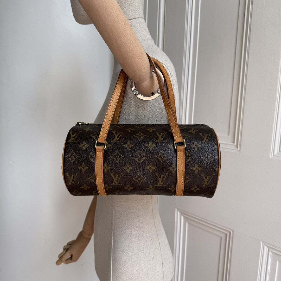 2002 Louis Vuitton Monogram Papillon 26 Handbag