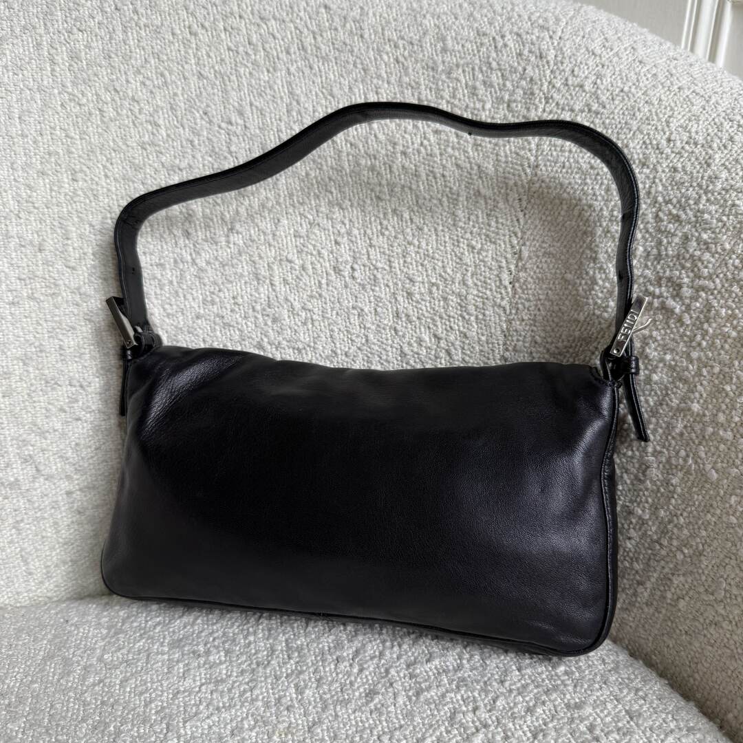 Fendi Mamma Baguette Black Leather Shoulder Bag