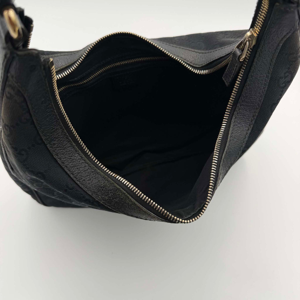 Gucci GG Canvas Black Hobo Shoulder Bag