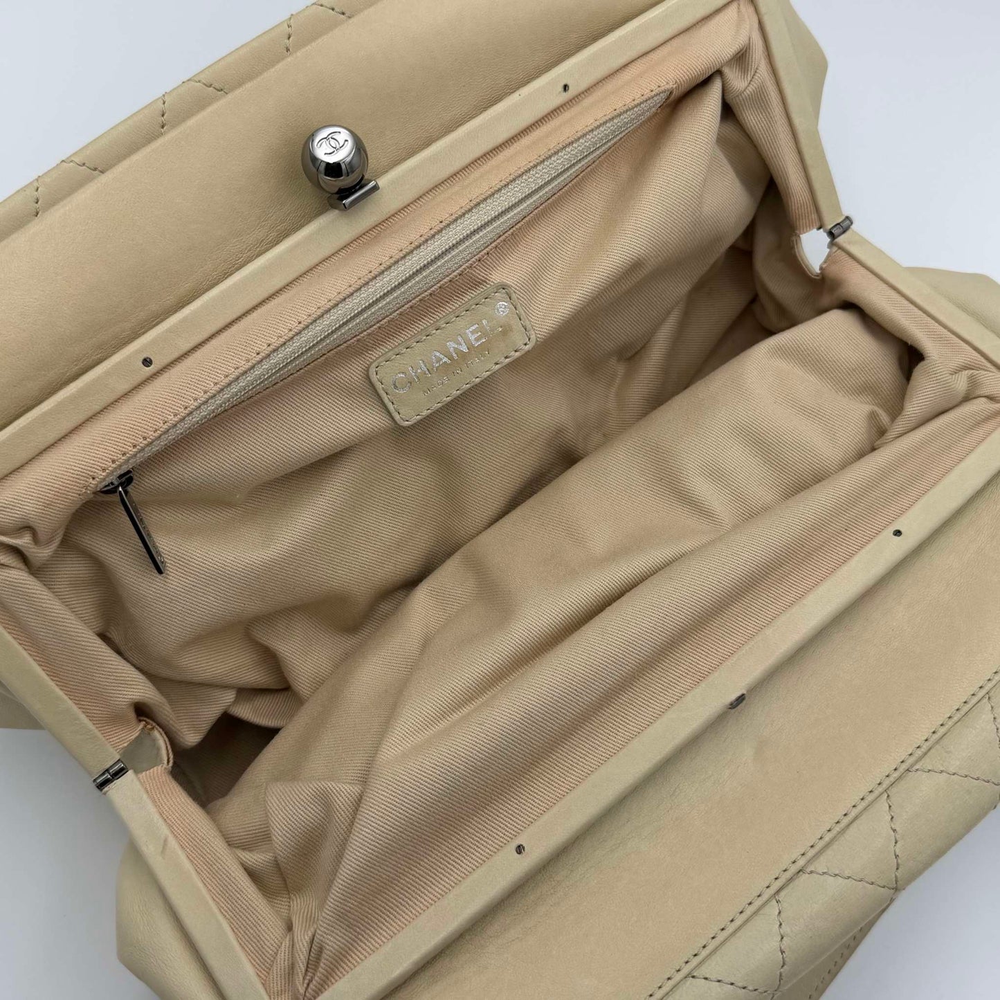 2008 Chanel CC Ritz Flap Cream Leather Shoulder Bag