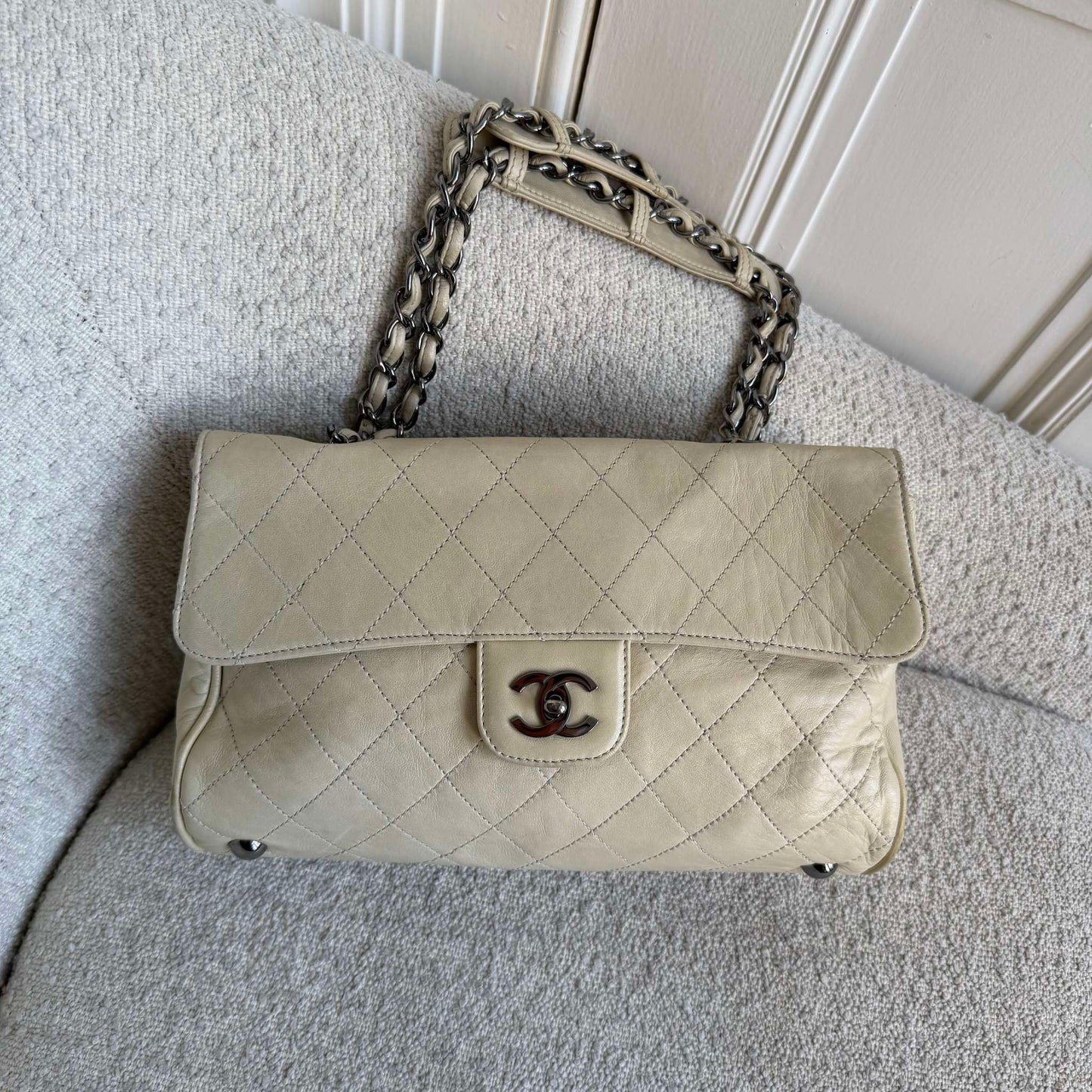 2008 Chanel CC Ritz Flap Cream Leather Shoulder Bag