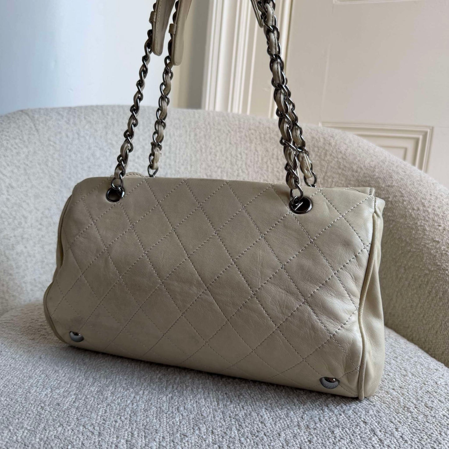 2008 Chanel CC Ritz Flap Cream Leather Shoulder Bag