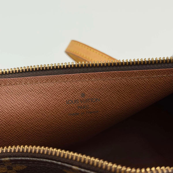 2006 Louis Vuitton Monogram Papillon 30 Handbag