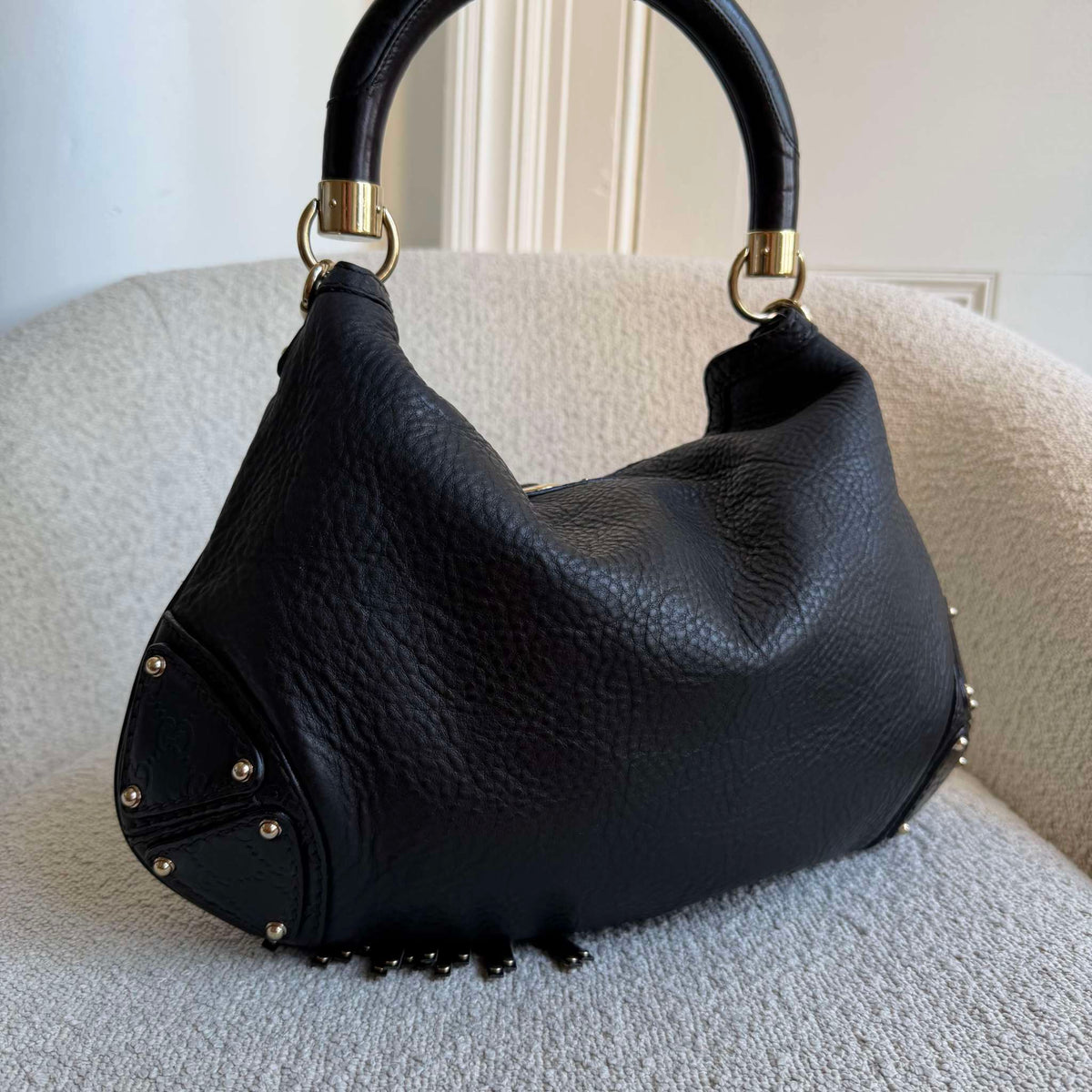 Gucci Guccissima Indy Hobo Black Leather Shoulder Bag