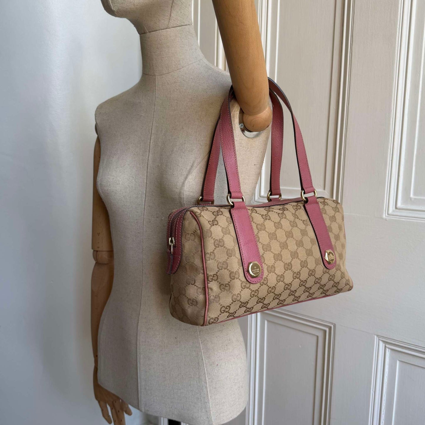 Gucci GG Canvas Charmy Boston Pink Shoulder Bag
