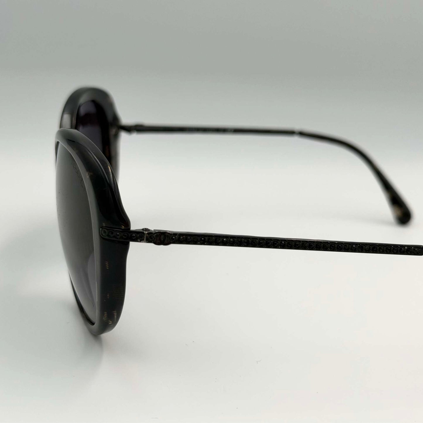 Chanel CC Coco Oversized Sunglasses