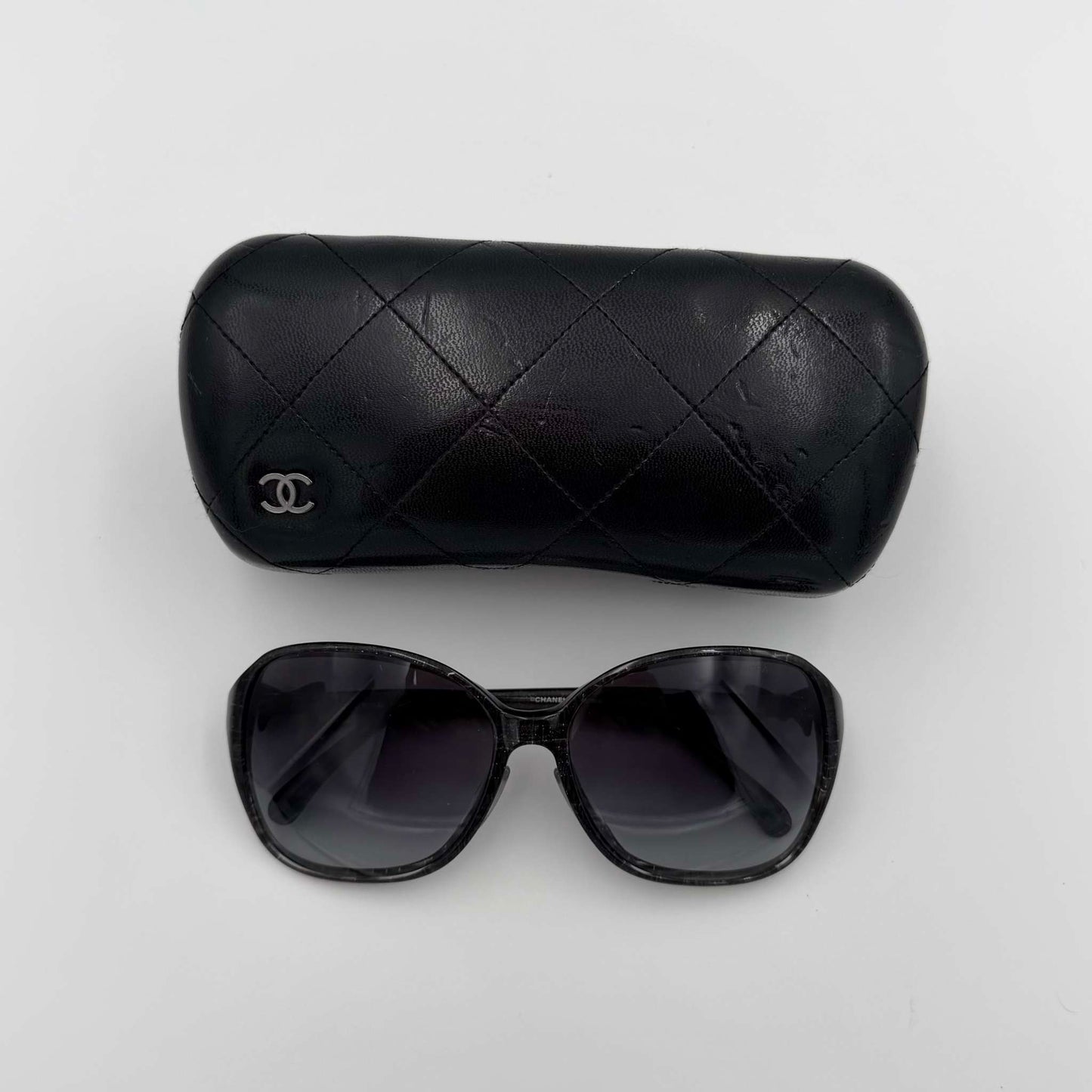 Chanel CC Coco RibbonOversized Sunglasses