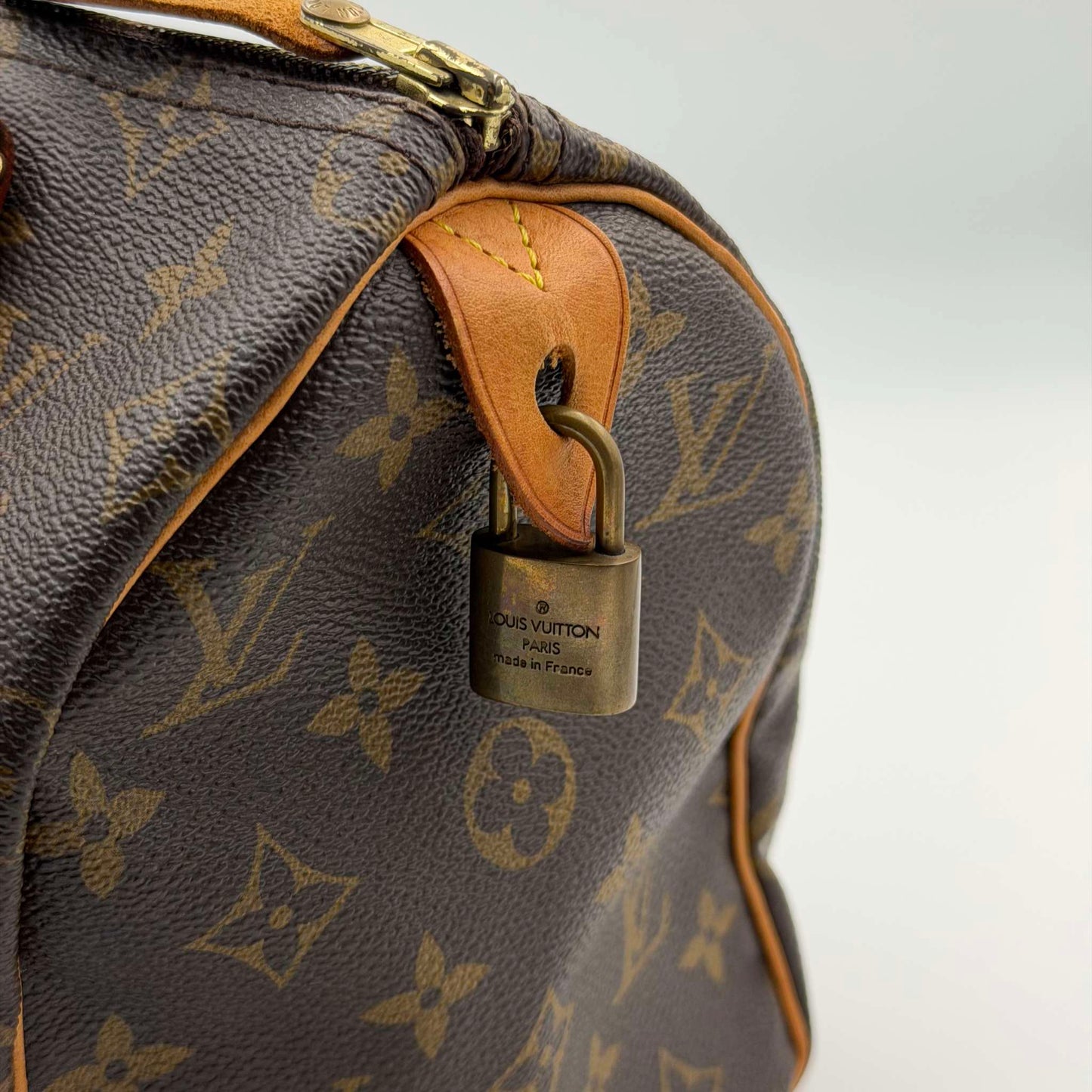 2008 Louis Vuitton Monogram Speedy 25 Handbag