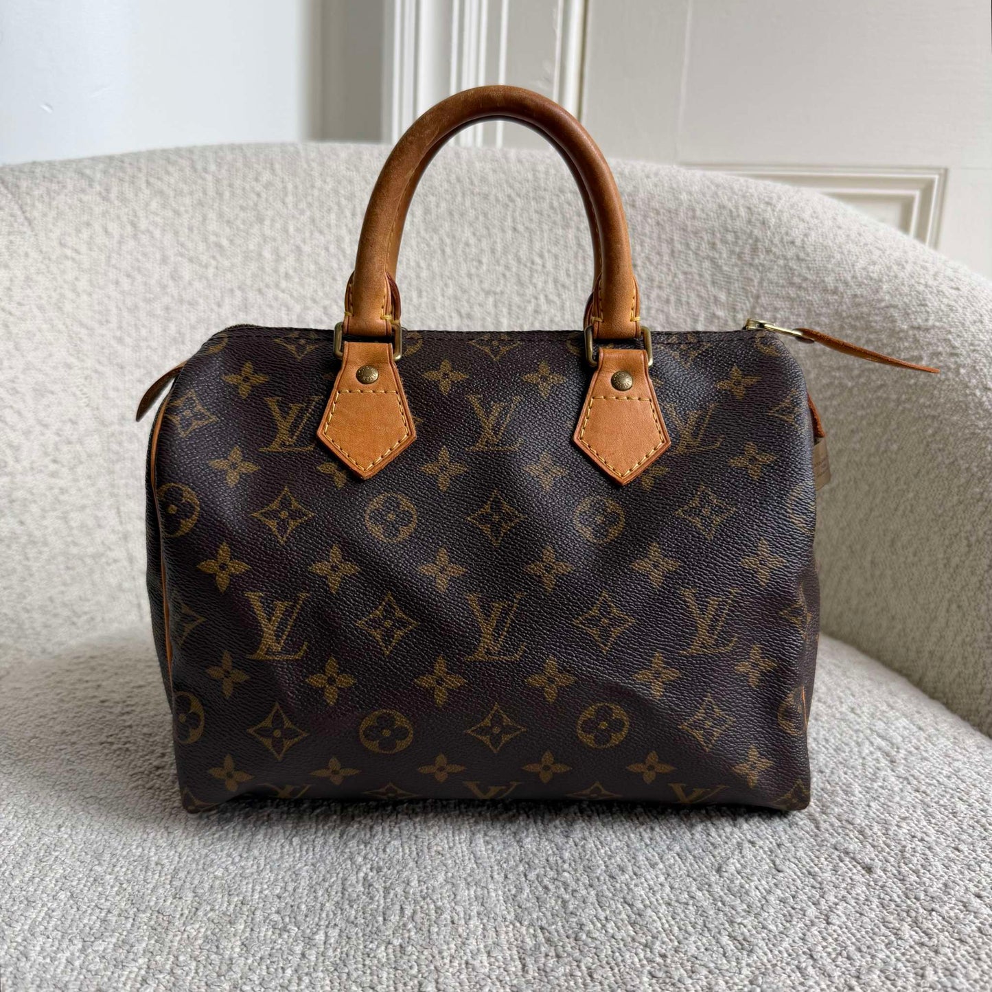 2008 Louis Vuitton Monogram Speedy 25 Handbag