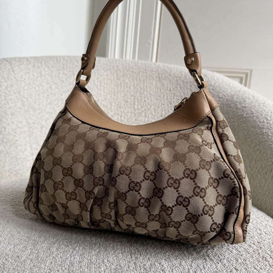 Gucci GG Canvas Abbey Caramel Brown Shoulder Bag