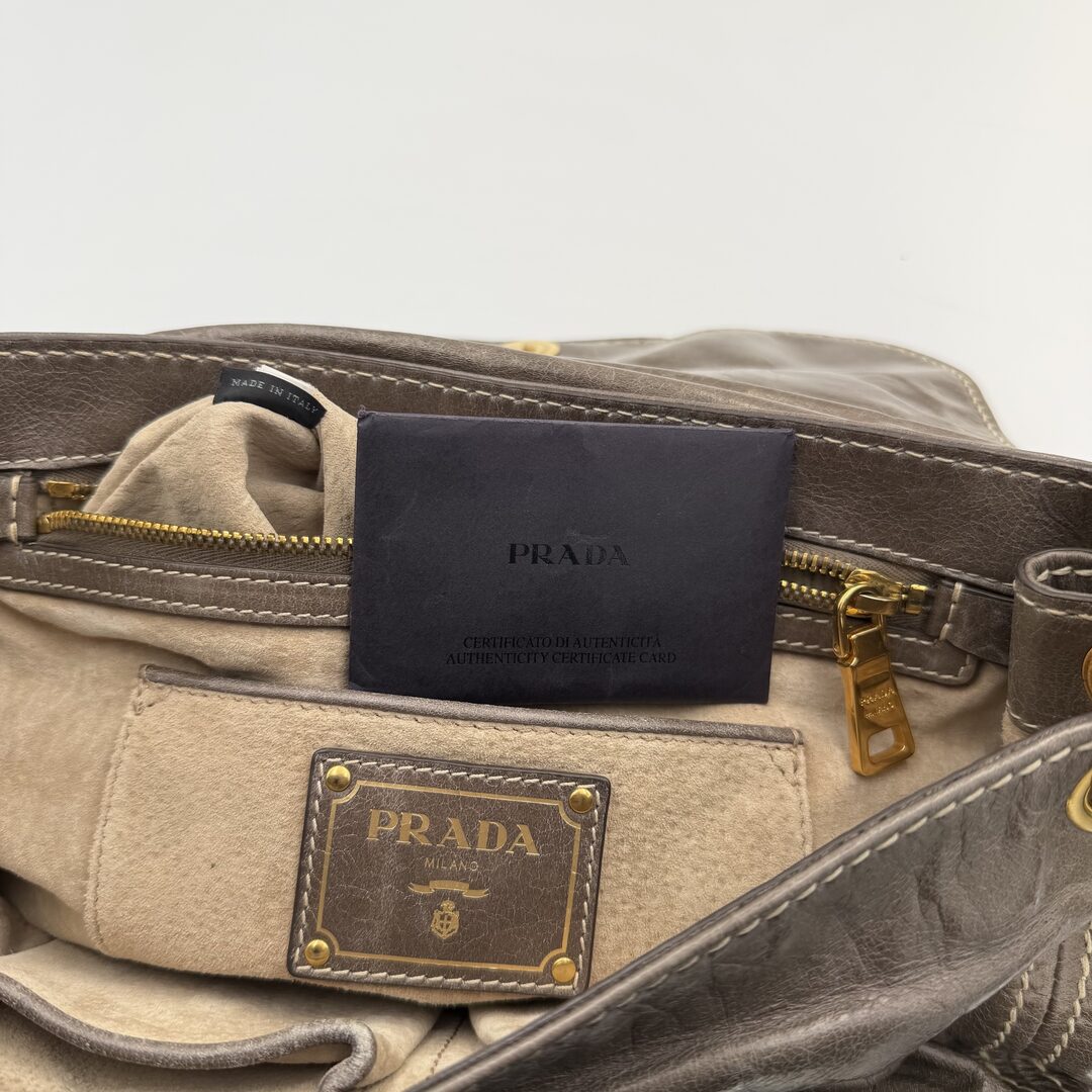 2011 Prada Vitello Shine Chain Grey Leather Shoulder Bag