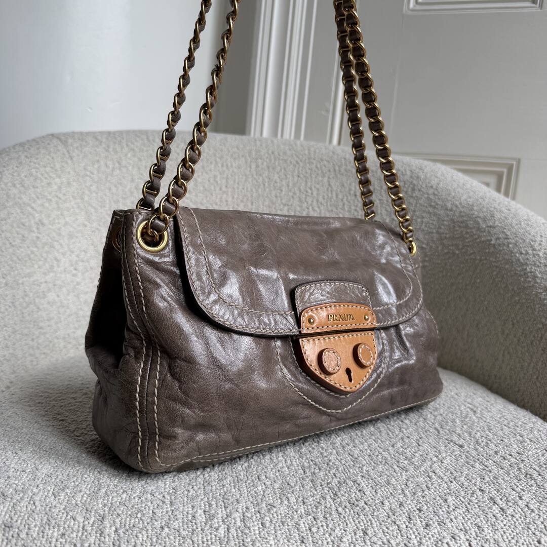 2011 Prada Vitello Shine Chain Grey Leather Shoulder Bag