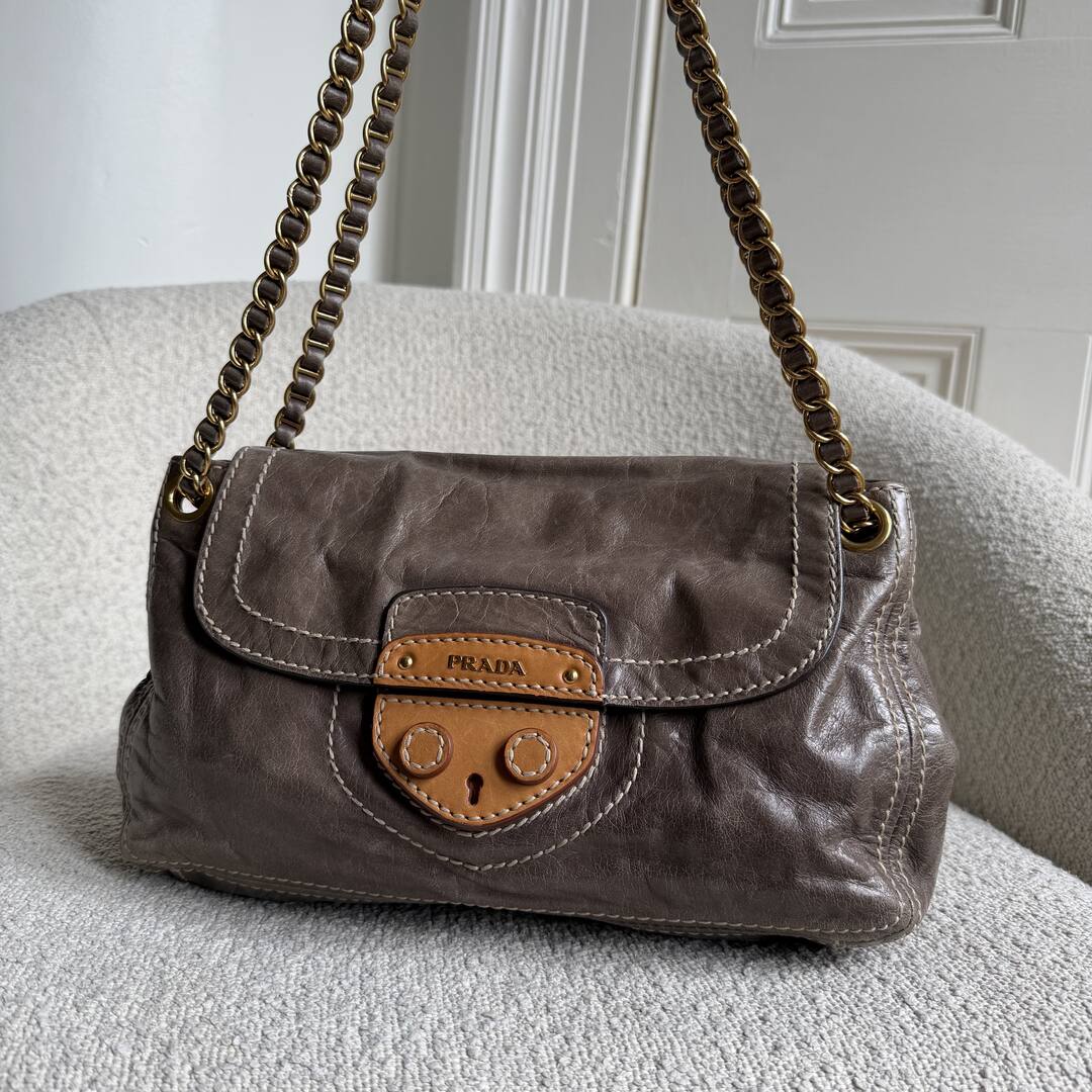 2011 Prada Vitello Shine Chain Grey Leather Shoulder Bag
